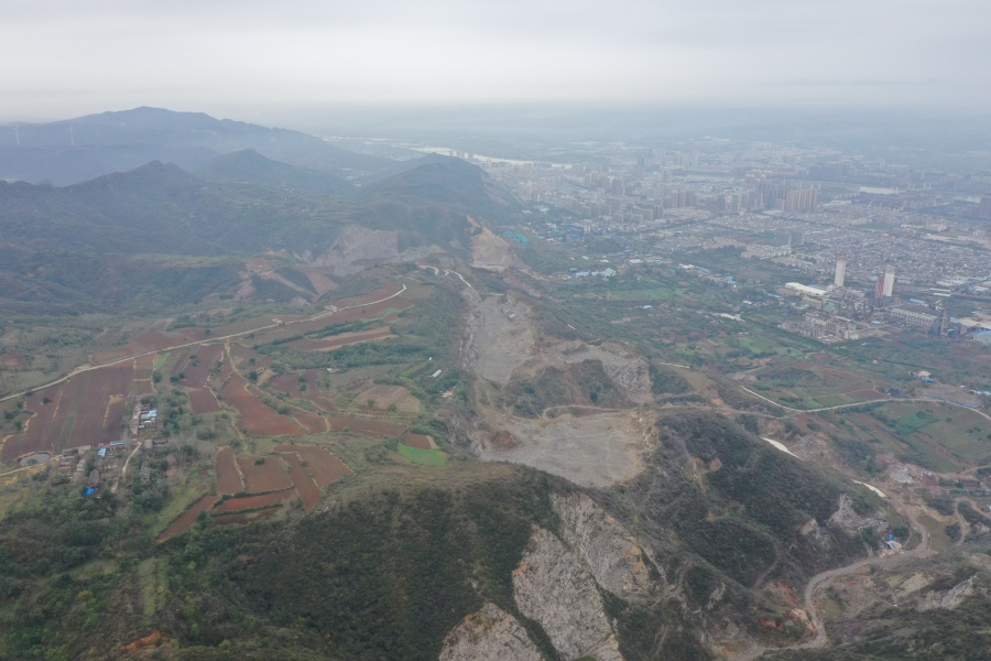 14洛阳黄河同力宜阳矿_副本.jpg